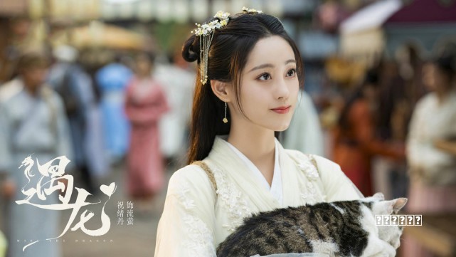 ·2026· "魔域根基未稳,做我的魔后,你还不够资格。"我轻笑转身回了仙界.